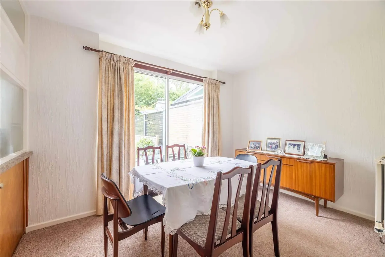 Knights Close, Windsor, SL4 5QR, photo 5