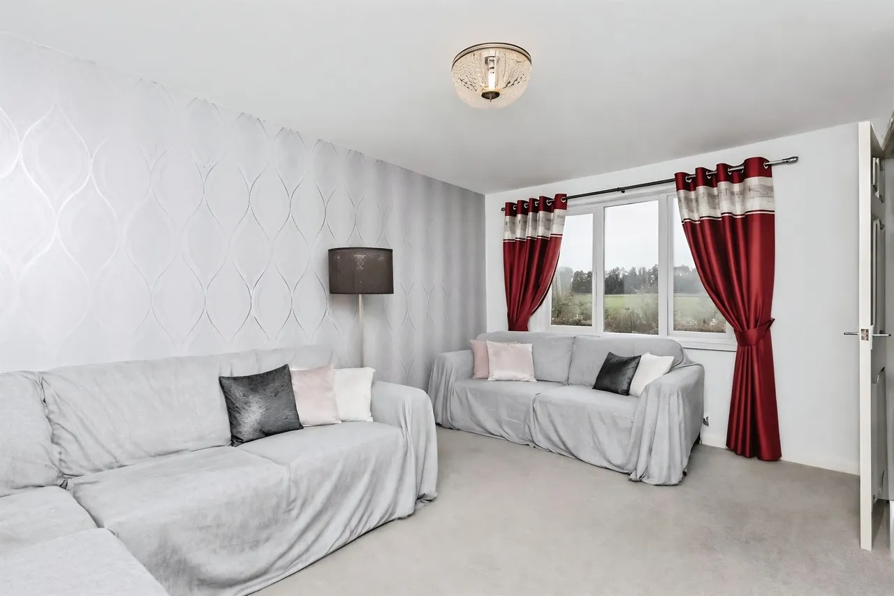 Seaton Crescent, Knottingley, photo 2