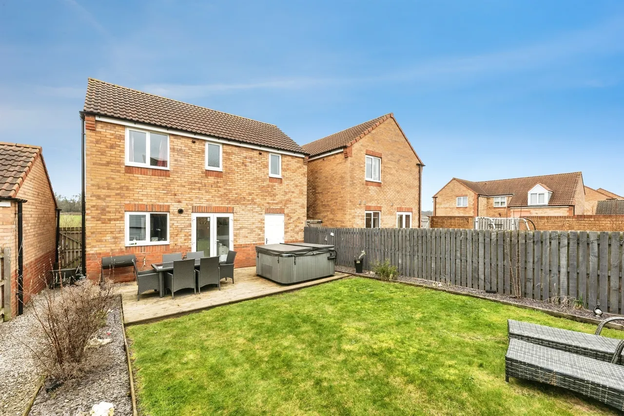 Seaton Crescent, Knottingley, photo 9