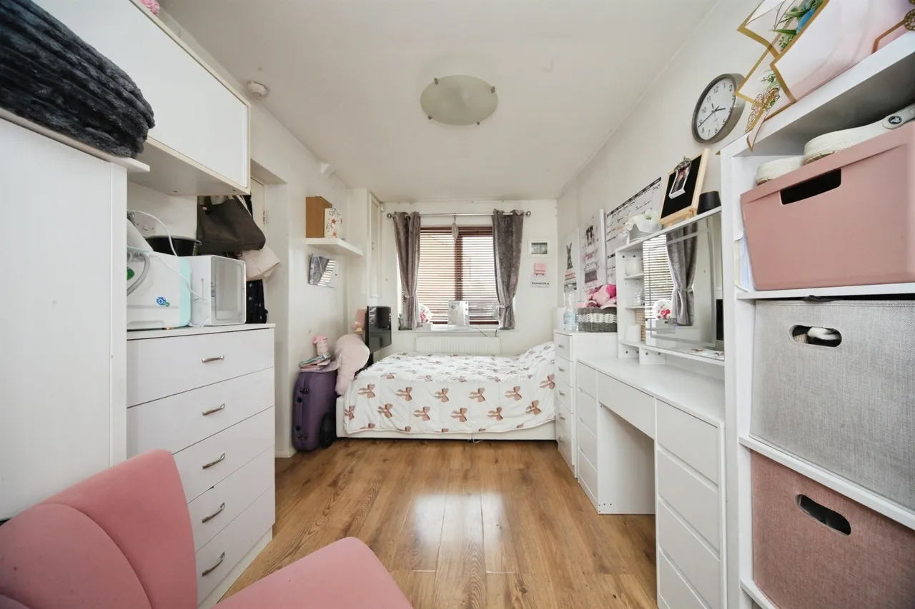 Claverley Green, Luton, LU2, photo 5