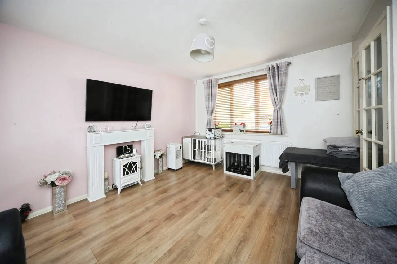 Claverley Green, Luton, LU2, photo 2