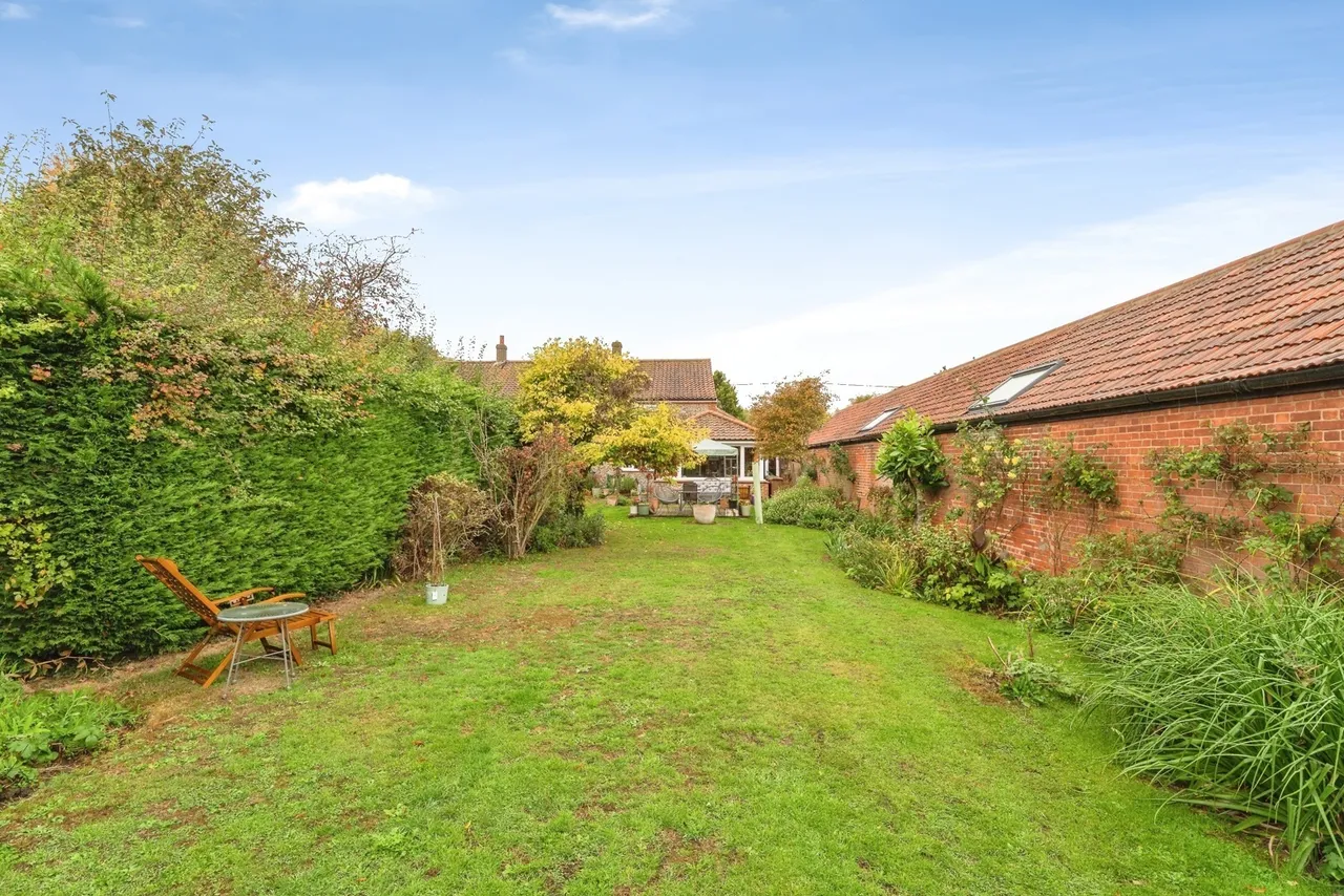 Bale Road, Sharrington, NR24, photo 26