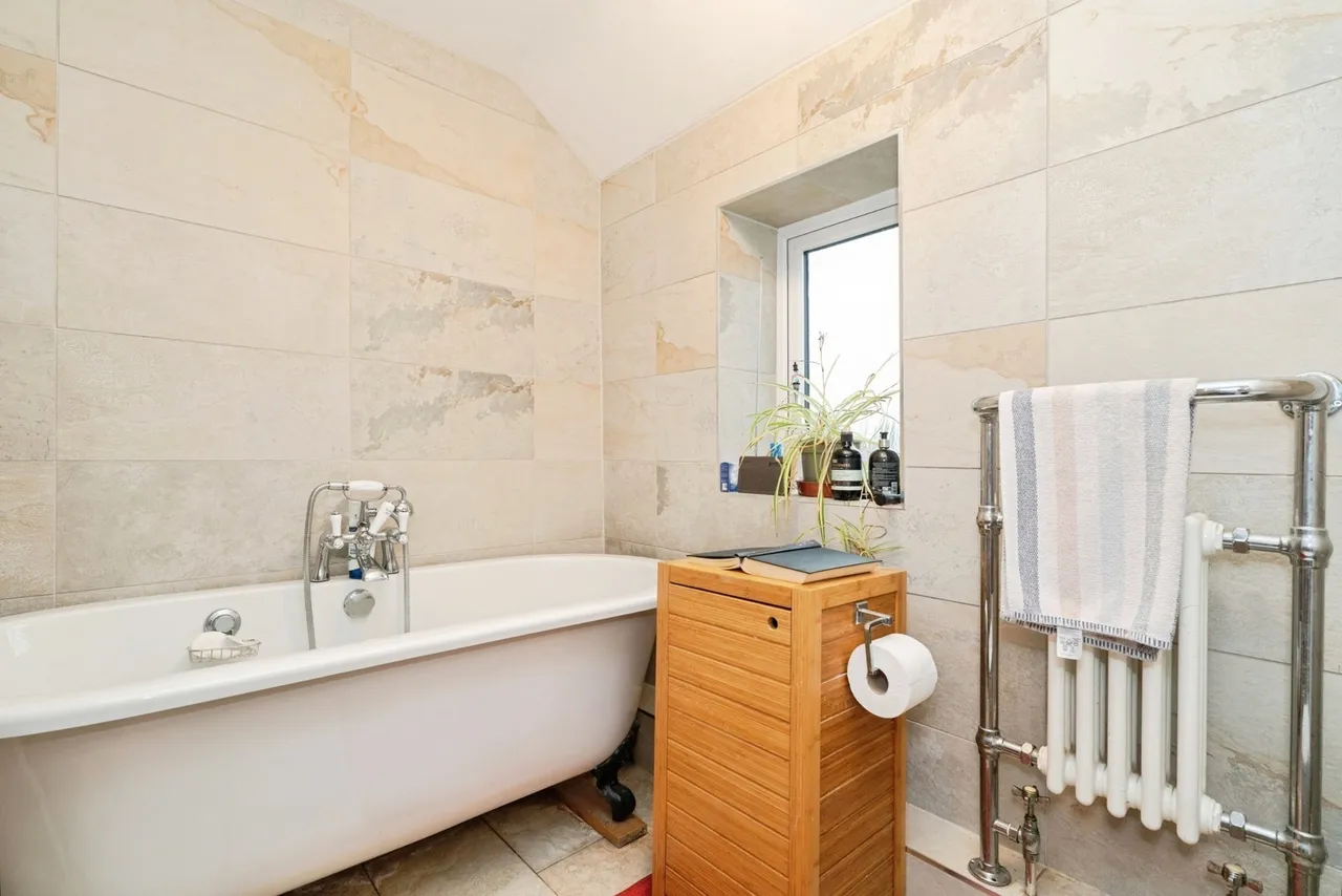 Bale Road, Sharrington, NR24, photo 19
