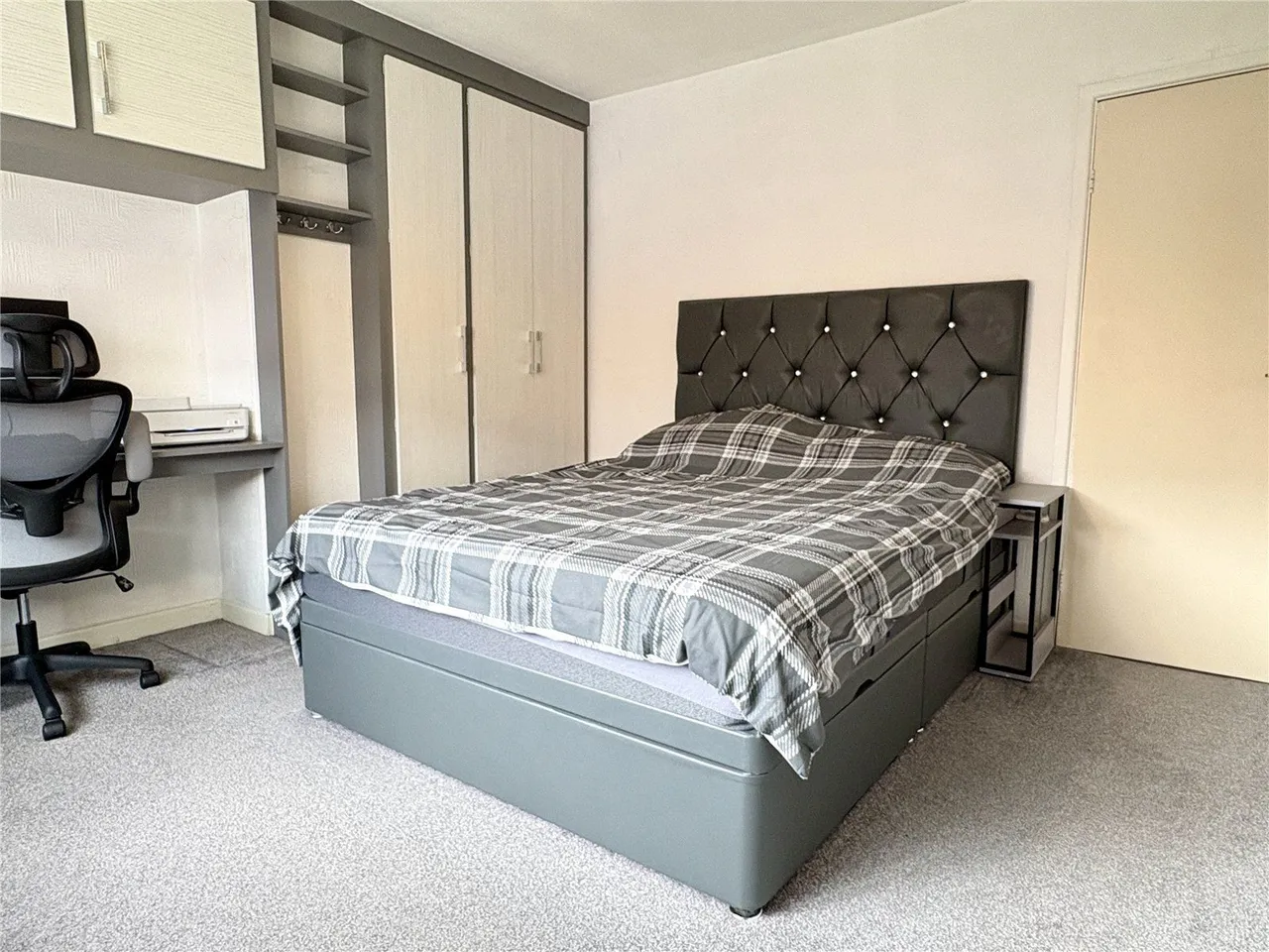 Furtherwood Road, Oldham, OL1, photo 9