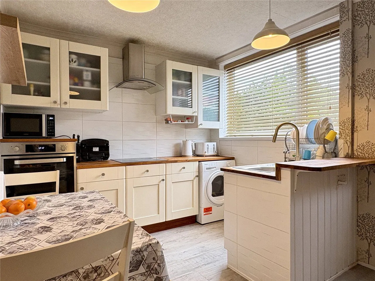 Furtherwood Road, Oldham, OL1, photo 4