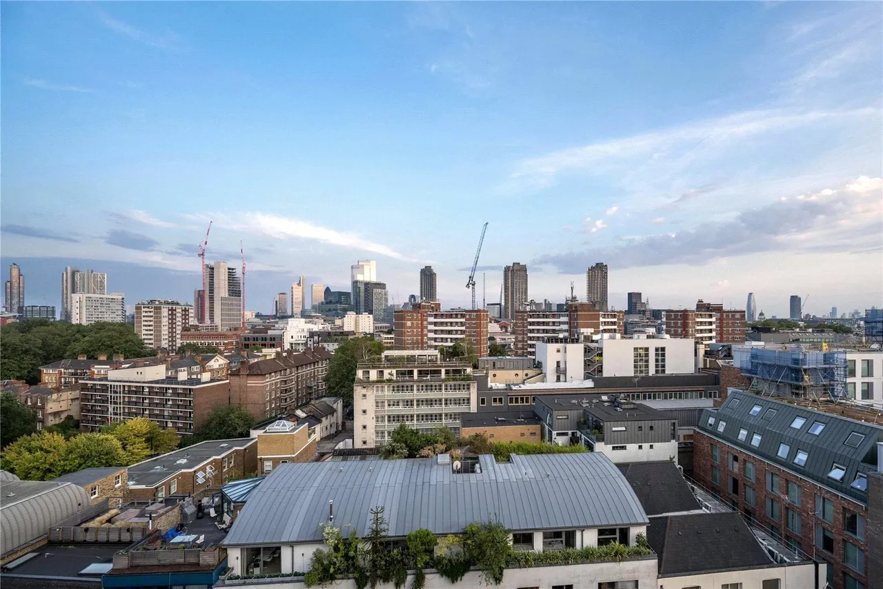 Dance Square, Clerkenwell, EC1V, photo 36