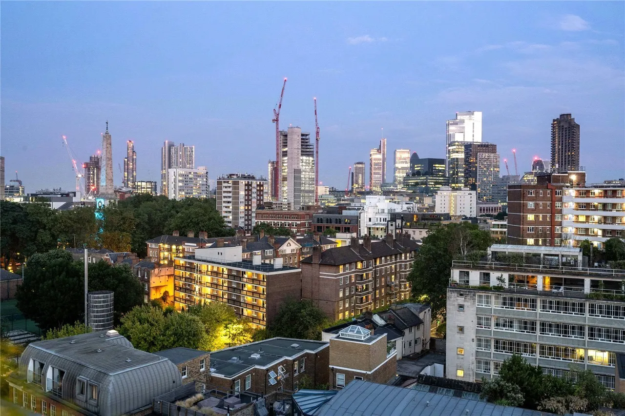 Dance Square, Clerkenwell, EC1V, photo 37