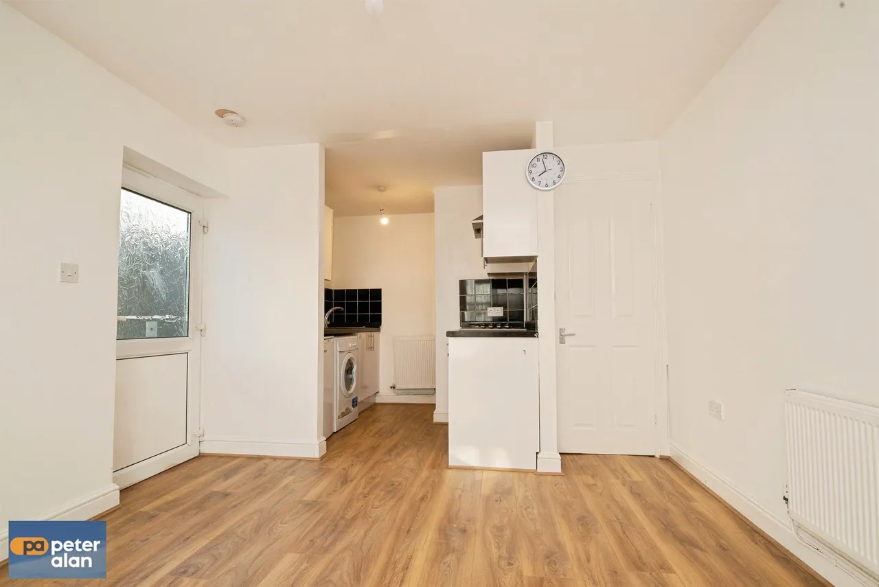 Ludlow Street, Cardiff, CF11, photo 2