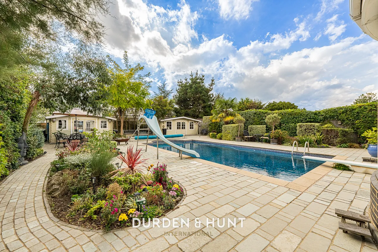 Burges Road, Thorpe Bay, SS1, photo 47