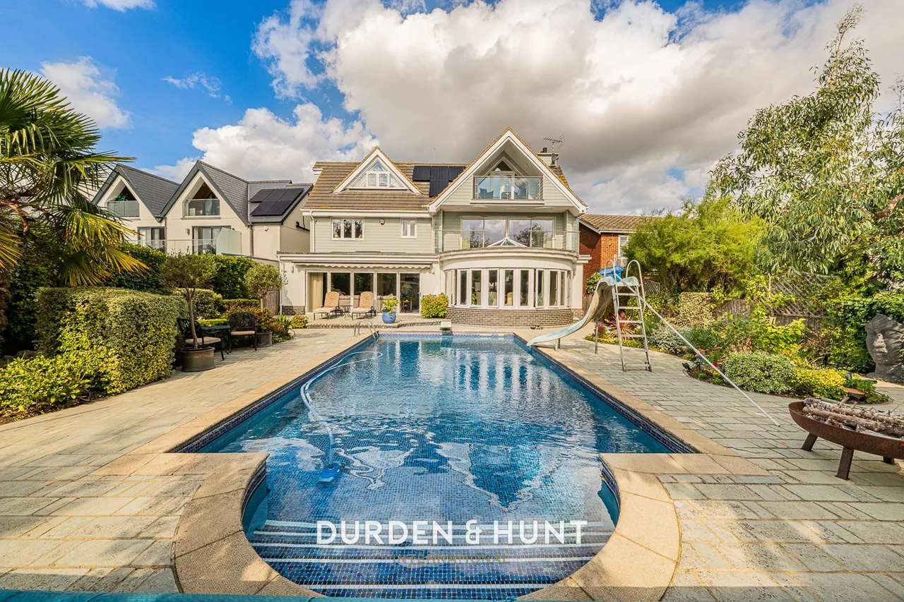 Burges Road, Thorpe Bay, SS1, photo 49