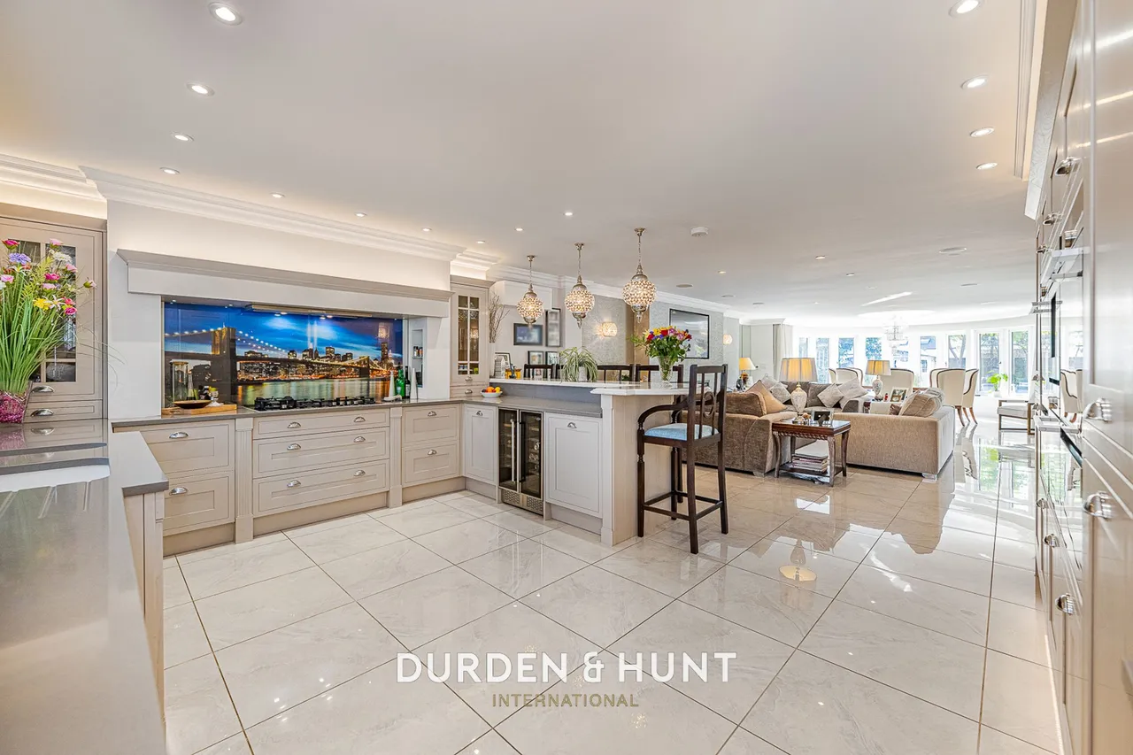 Burges Road, Thorpe Bay, SS1, photo 2