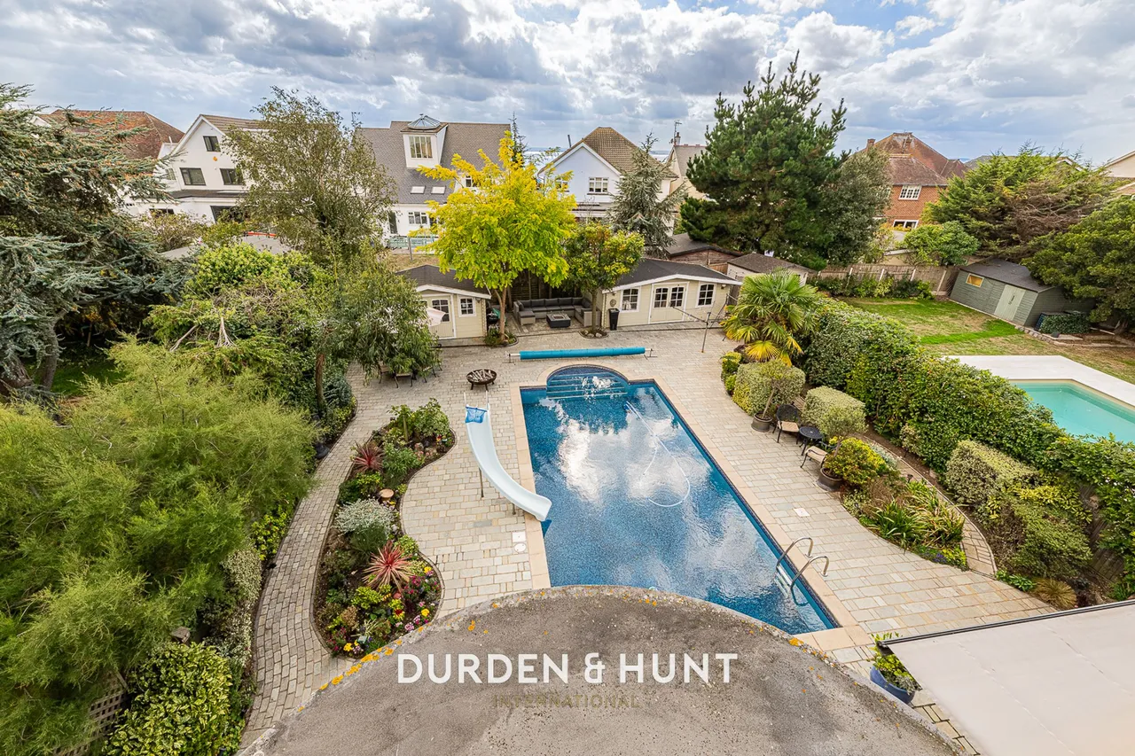 Burges Road, Thorpe Bay, SS1, photo 45