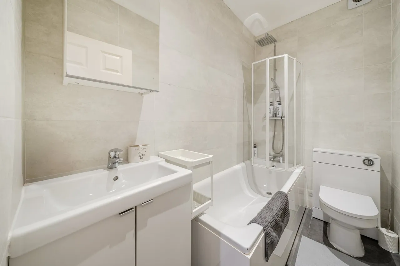 Angles Road, Streatham, London, SW16, photo 9
