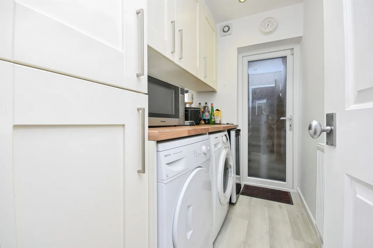 Chestnut Avenue, Billericay, CM12, photo 17