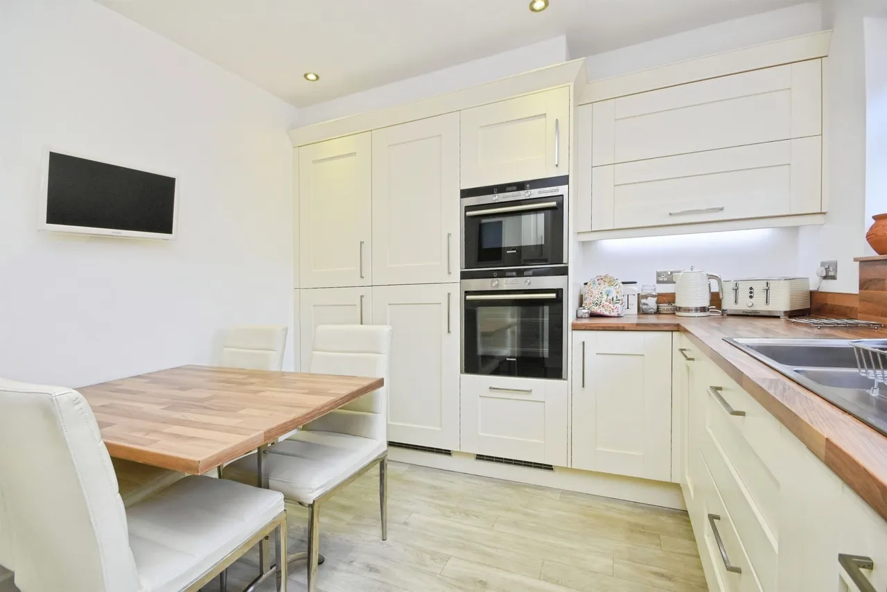 Chestnut Avenue, Billericay, CM12, photo 16