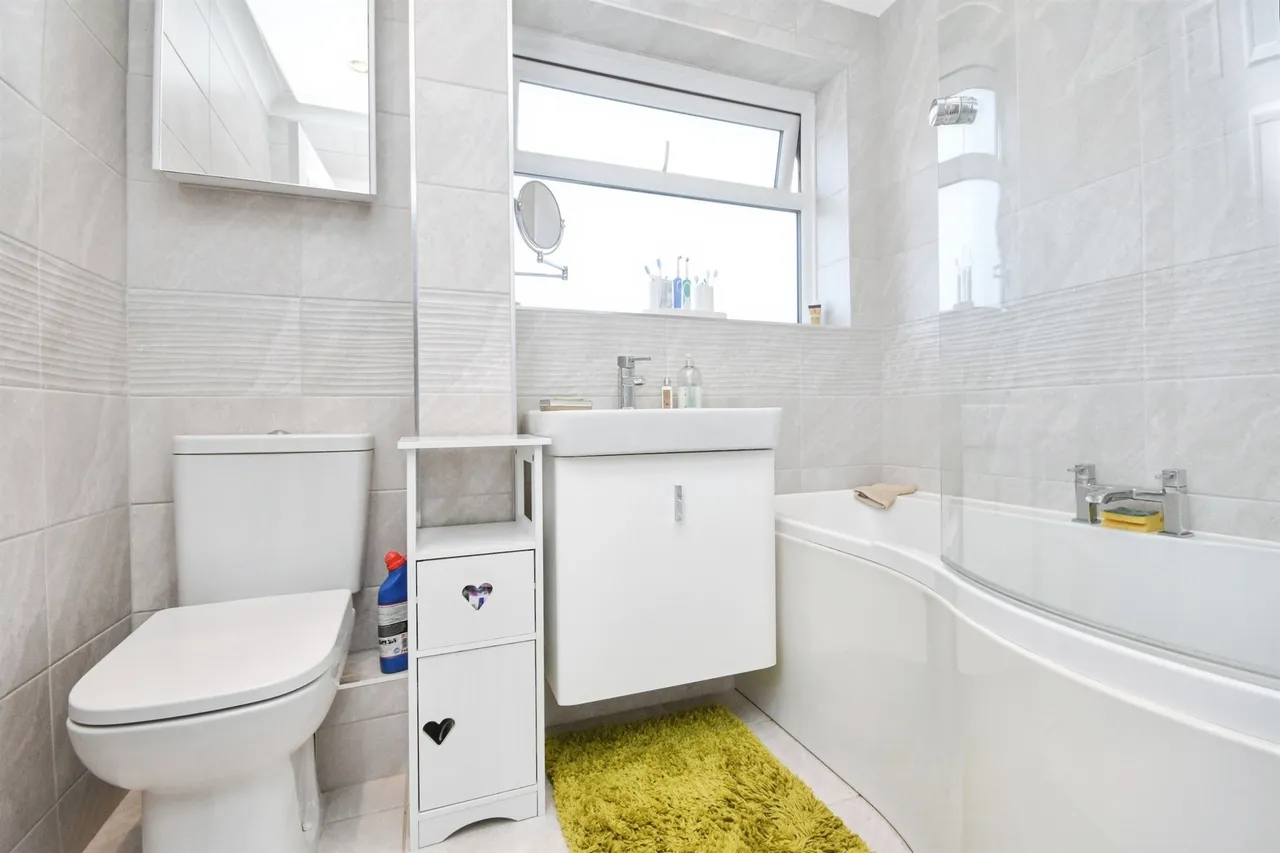 Chestnut Avenue, Billericay, CM12, photo 30