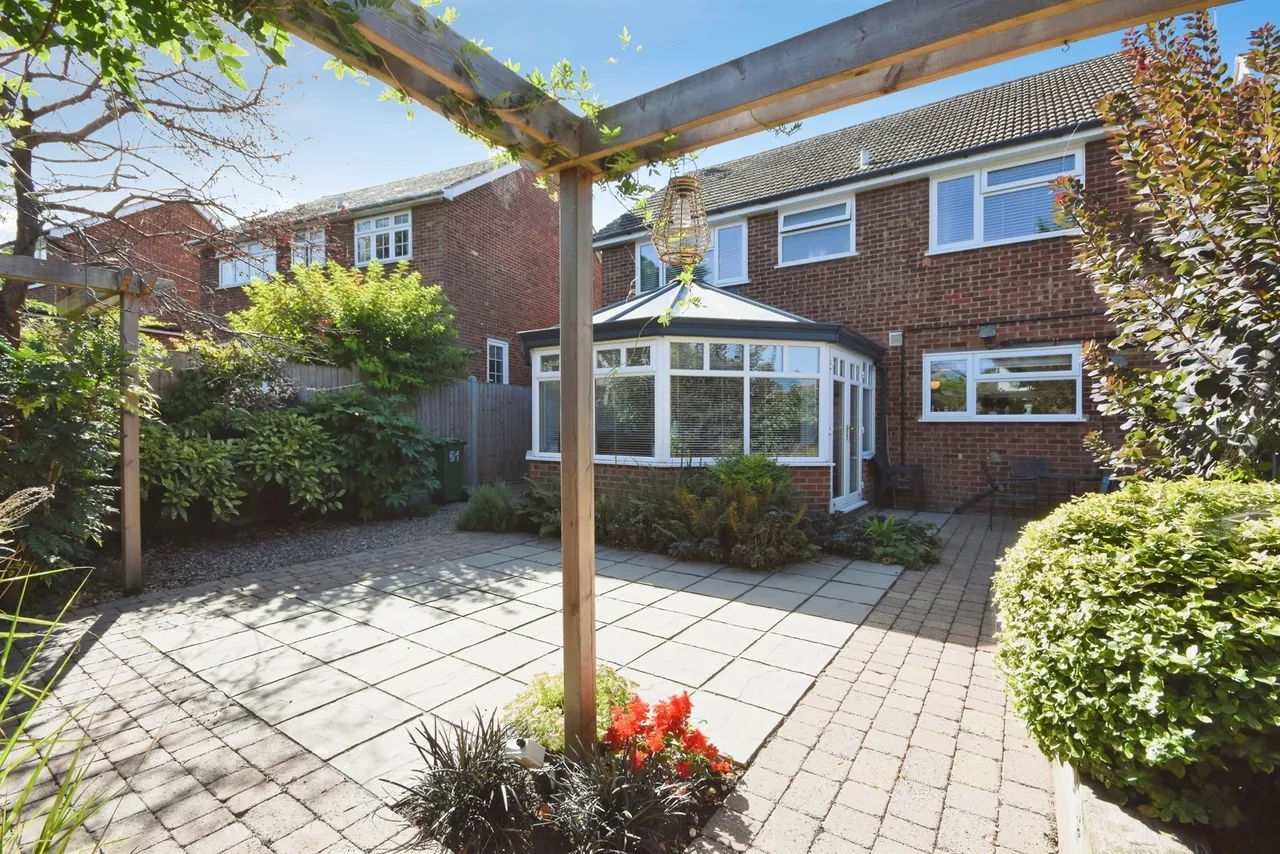 Chestnut Avenue, Billericay, CM12, photo 35