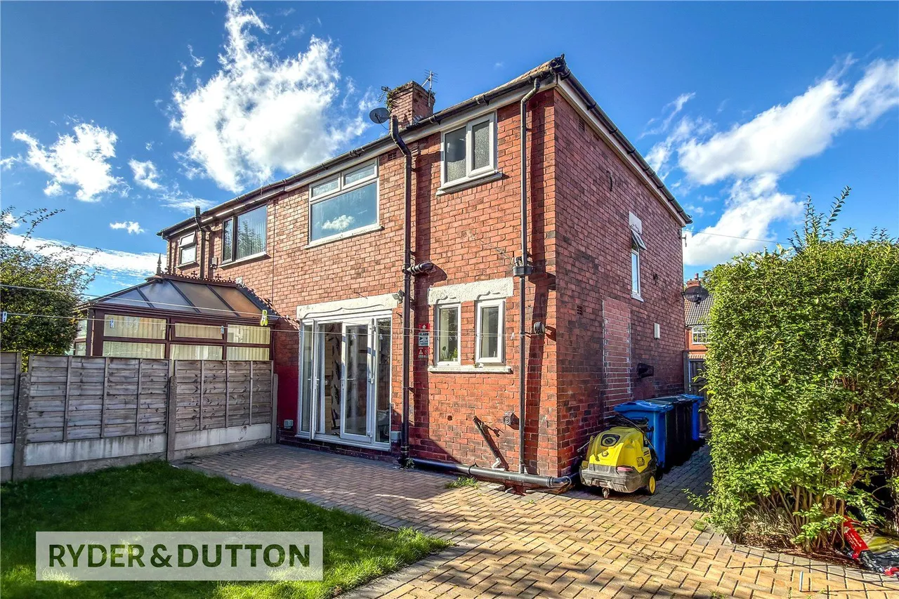 Southgate Road, Chadderton, OL9, photo 17