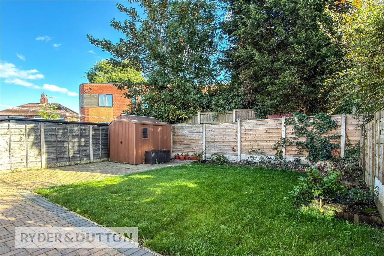 Southgate Road, Chadderton, OL9, photo 8
