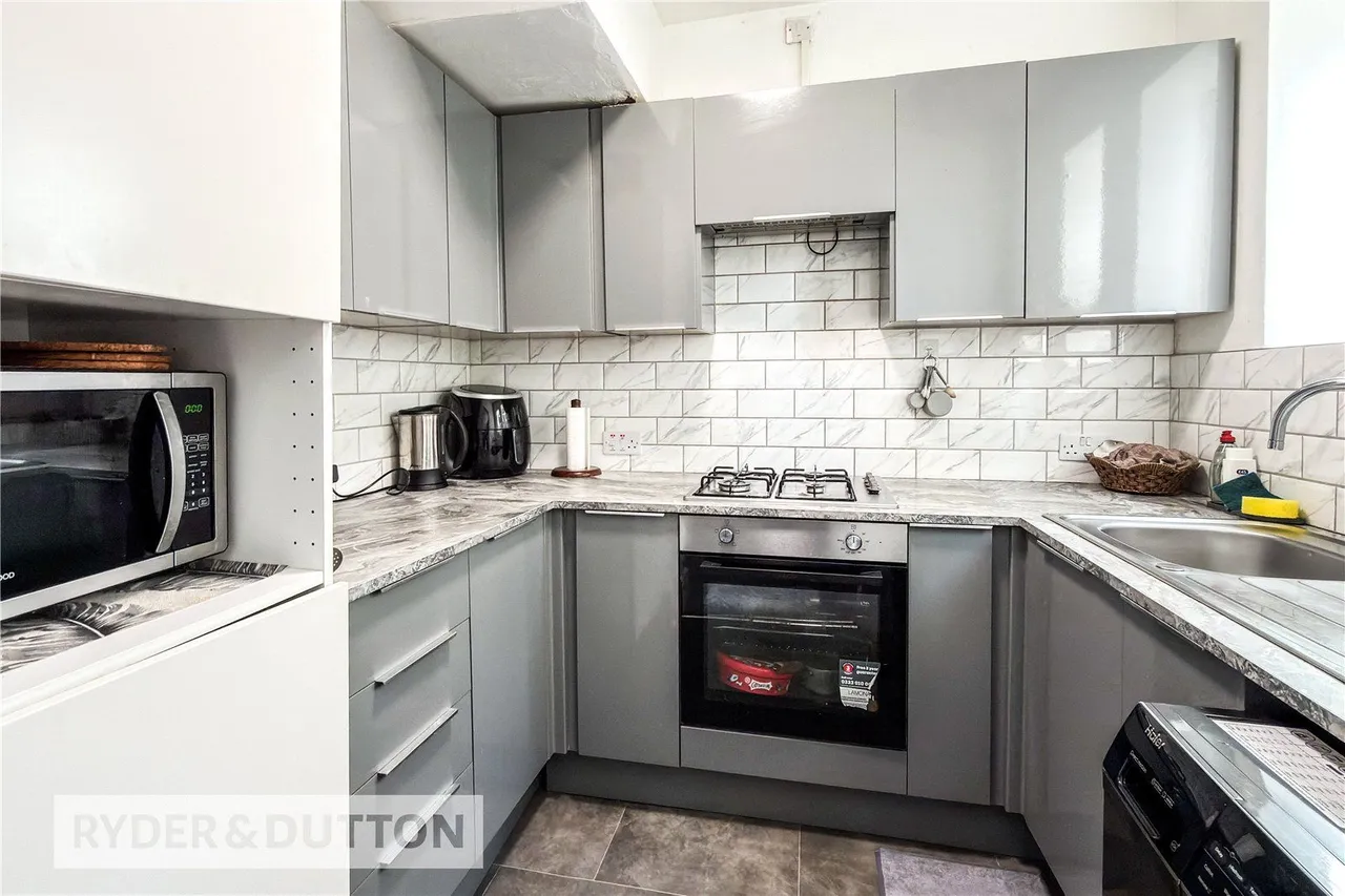 Southgate Road, Chadderton, OL9, photo 7