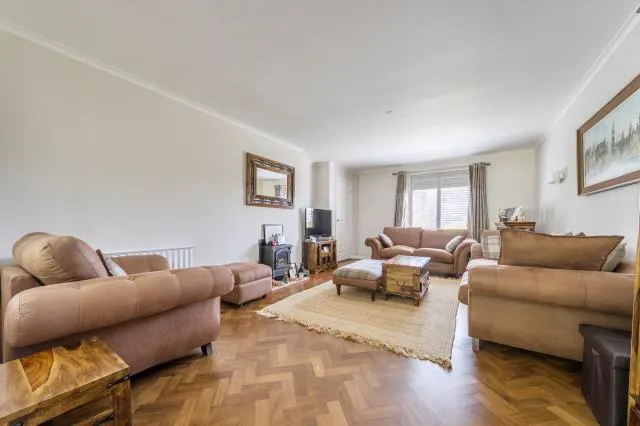 Goddington Road, Bourne End, SL8, photo 7