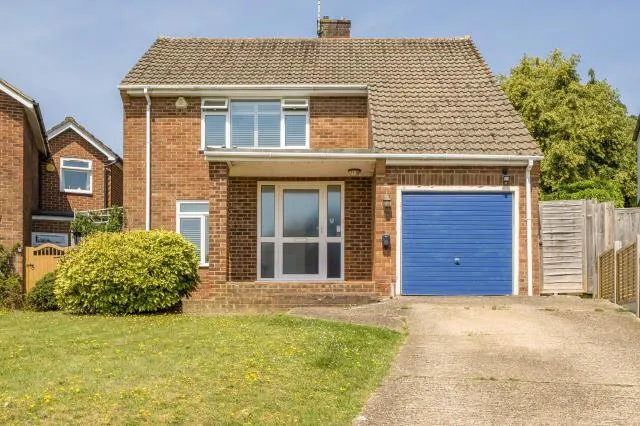 3 bed house for sale, Goddington Road, Bourne End, SL8
