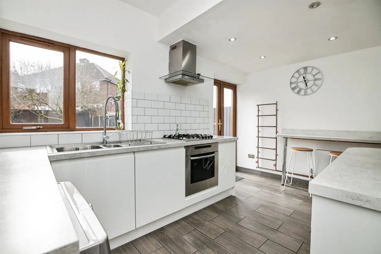 Clay Lane, Oldbury, B69, photo 7