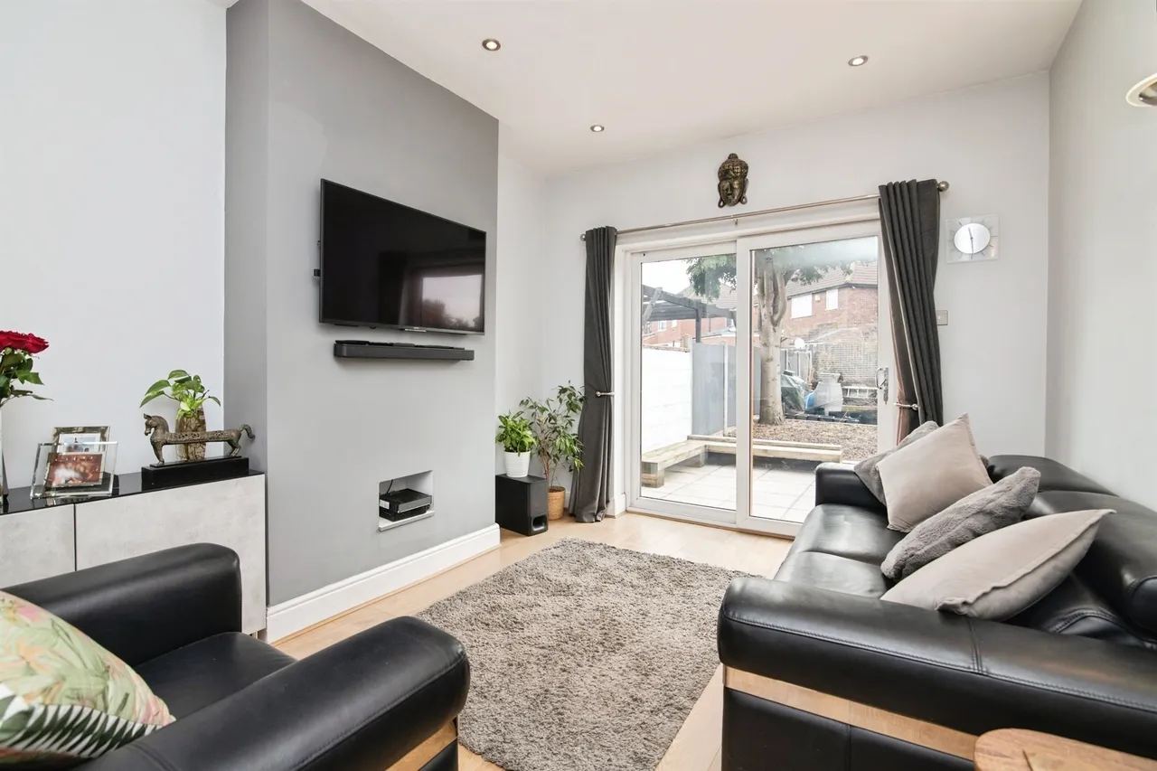 Clay Lane, Oldbury, B69, photo 2