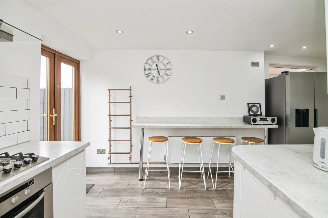 Clay Lane, Oldbury, B69, photo 8