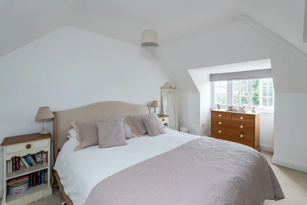 St Pauls Road West, Dorking, RH4, photo 9