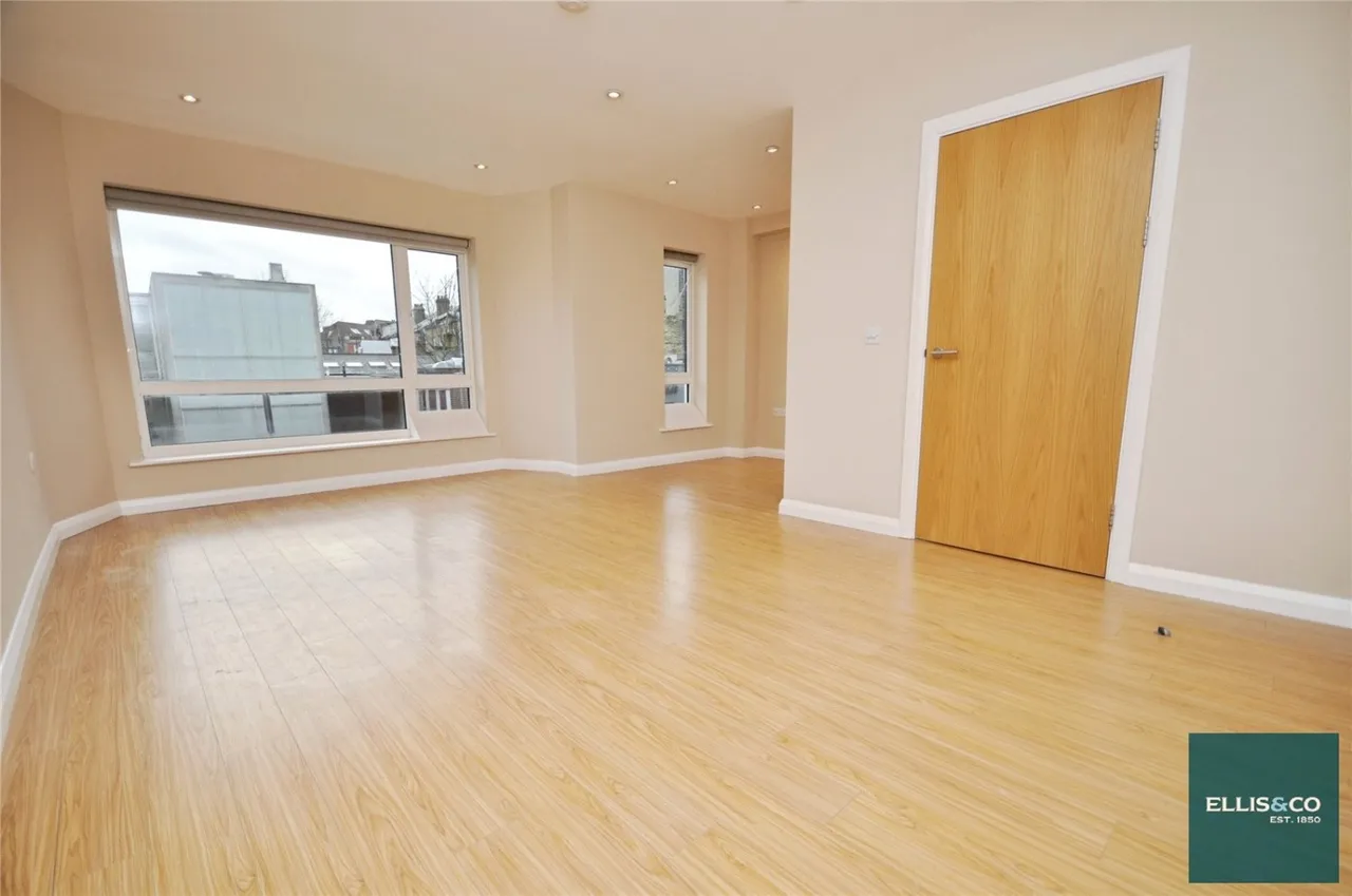Lincoln Road, East Finchley, N2, photo 2