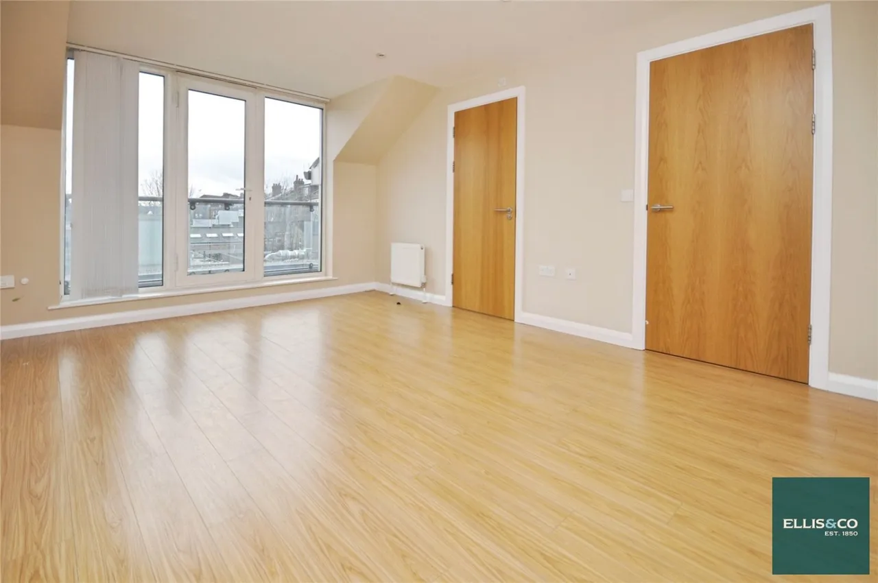 Lincoln Road, East Finchley, N2, photo 4