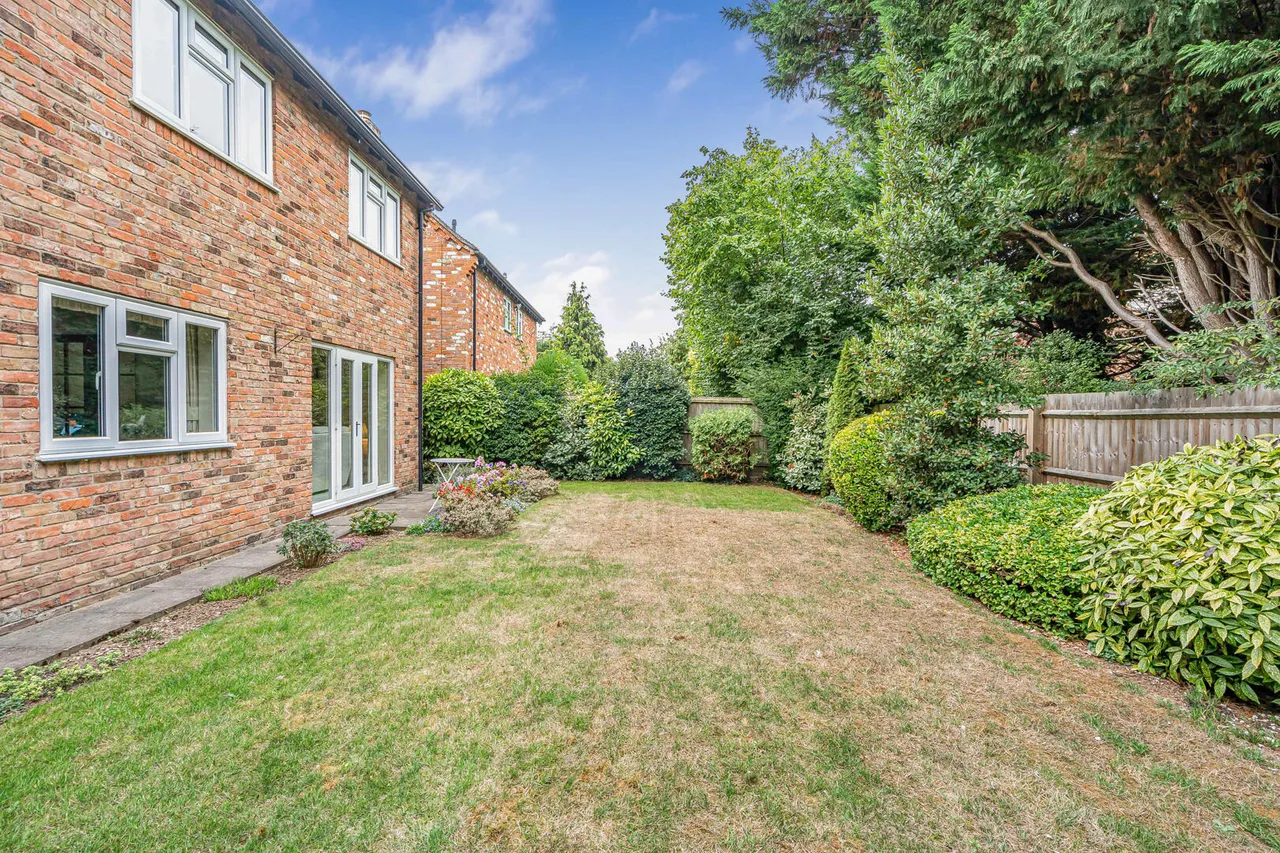 Meynell Gardens, Newmarket, CB8, photo 22