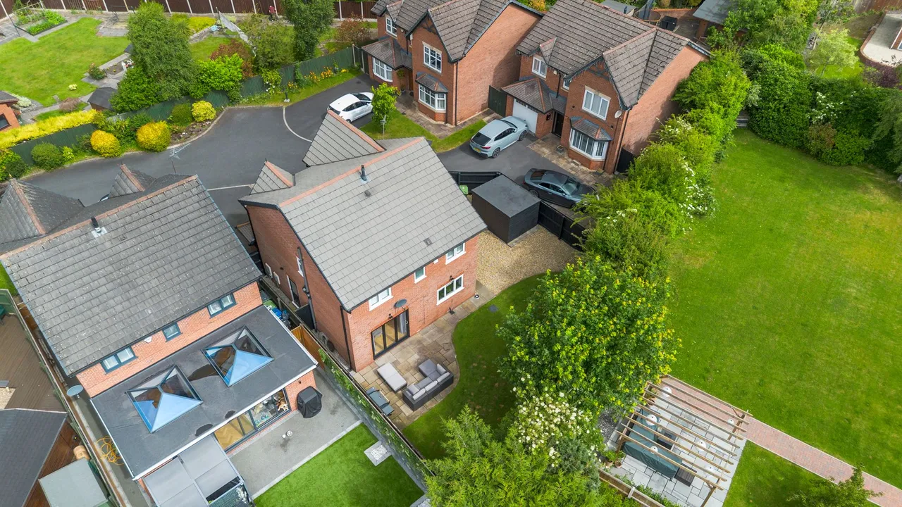 Cotswold Gardens, Lowton, Warrington, Warrington, WA3 1FT, photo 26