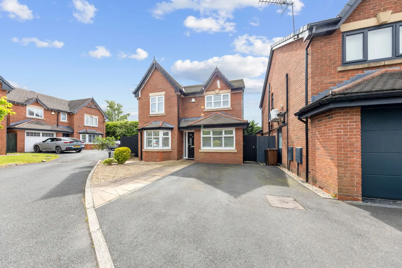 Cotswold Gardens, Lowton, Warrington, Warrington, WA3 1FT, photo 22