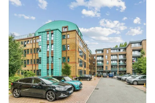 Brindley Place, Uxbridge, UB8, photo 17