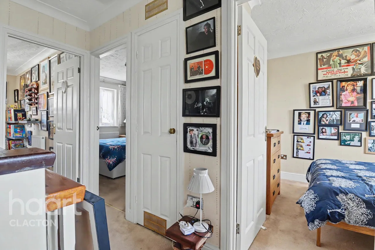 Portsmouth Road, Clacton-On-Sea, CO15, photo 4