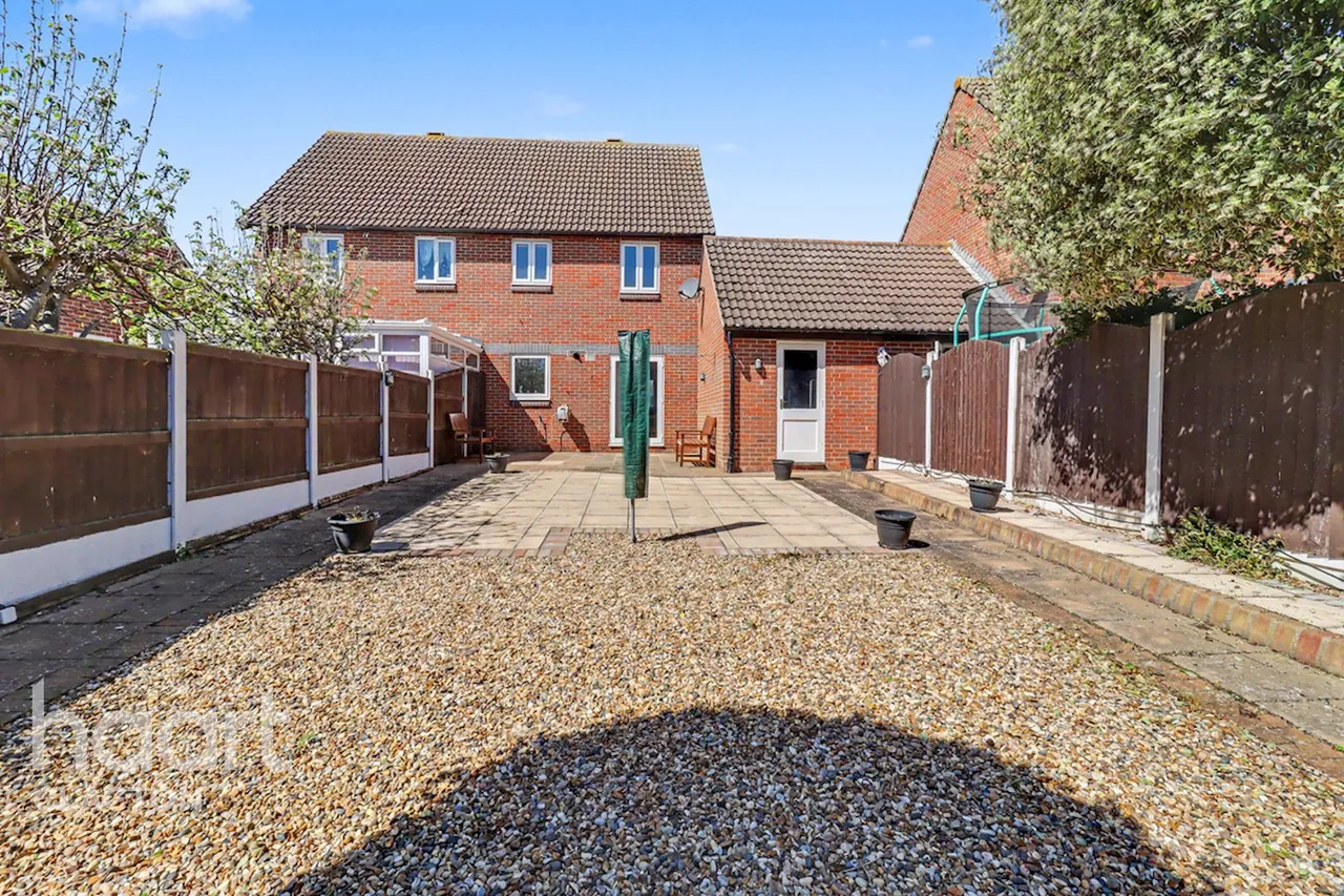 Portsmouth Road, Clacton-On-Sea, CO15, photo 11