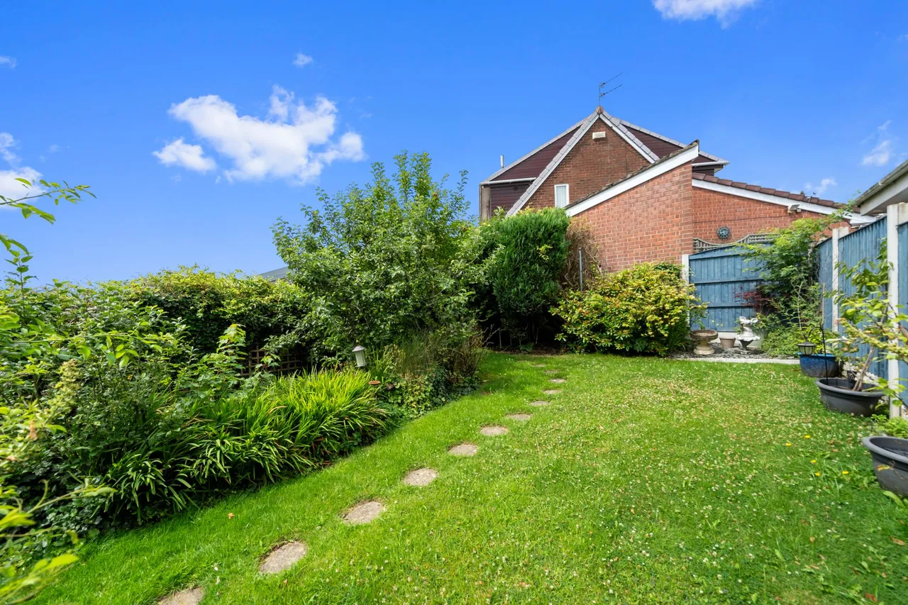 Hamilton Road, Ashton-In-Makerfield, Wigan, Wigan, WN4 0UE, photo 20