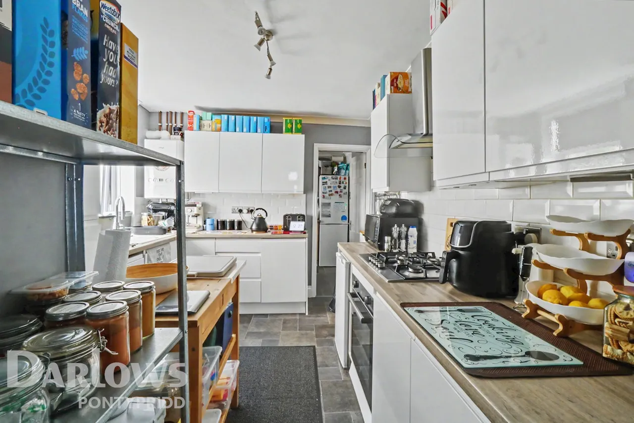 Stow Hill, Pontypridd, photo 7