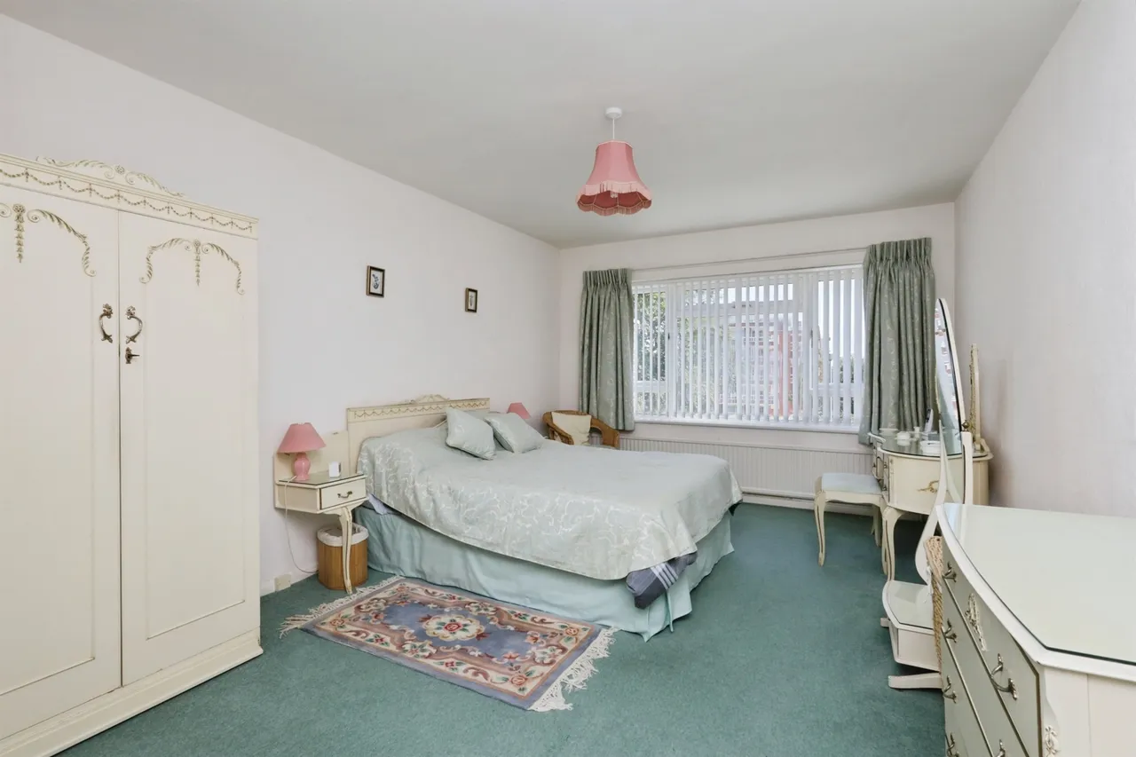 Compton Place Road, Eastbourne, photo 5