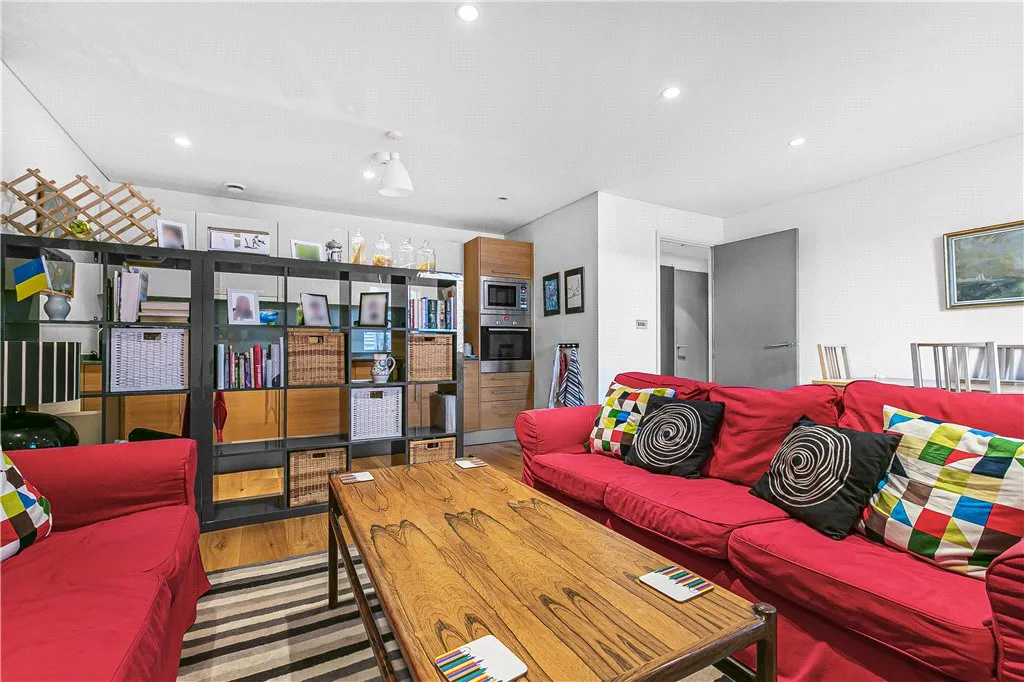 1 bed flat to rent, Bermondsey Square, London, SE1