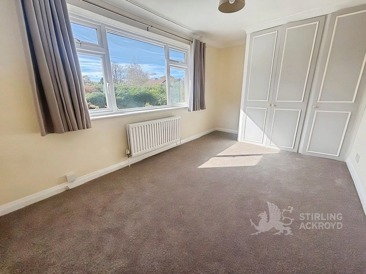Elizabeth Gardens, Sunbury-on-Thames, TW16, photo 14