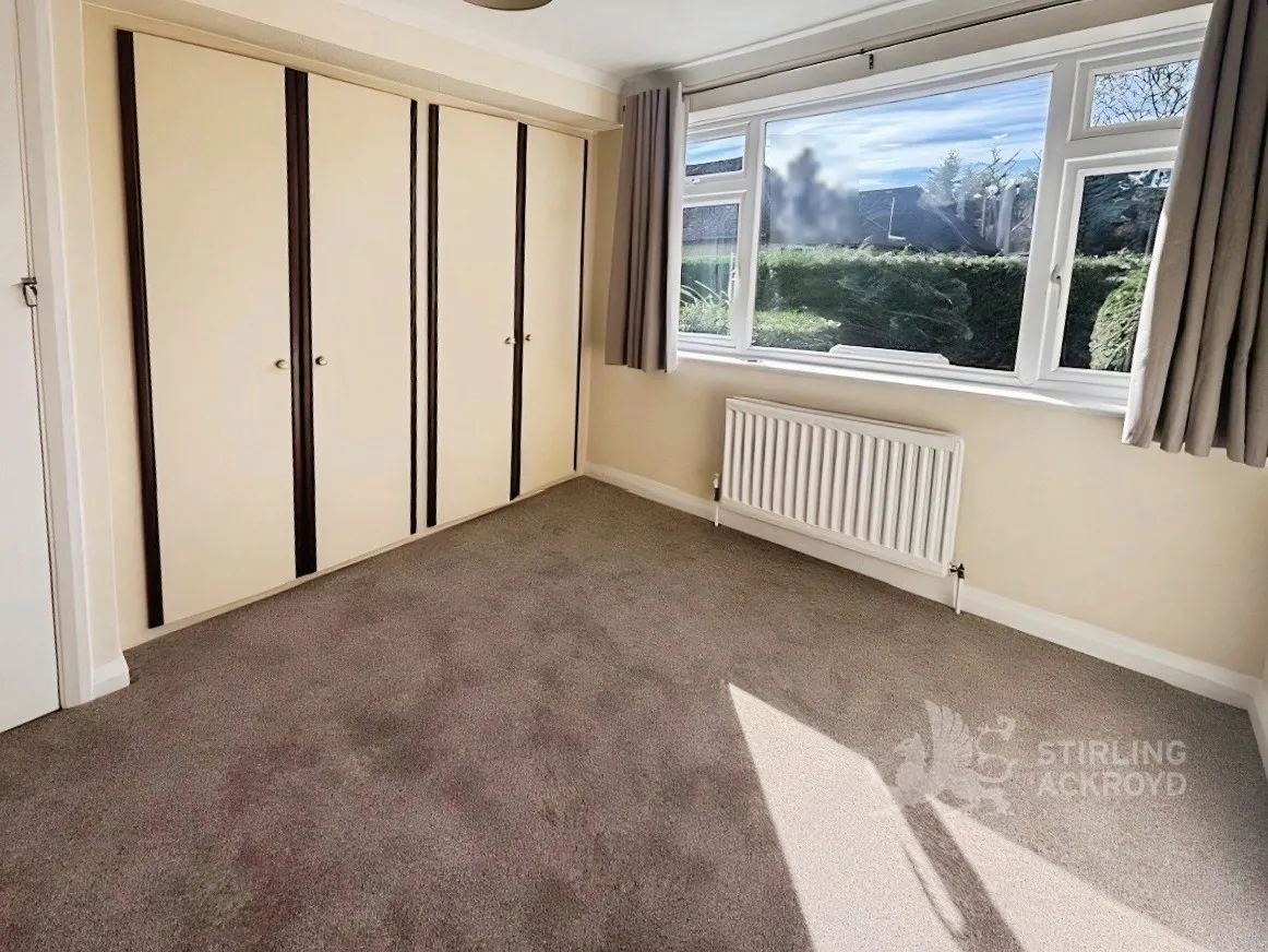 Elizabeth Gardens, Sunbury-on-Thames, TW16, photo 13