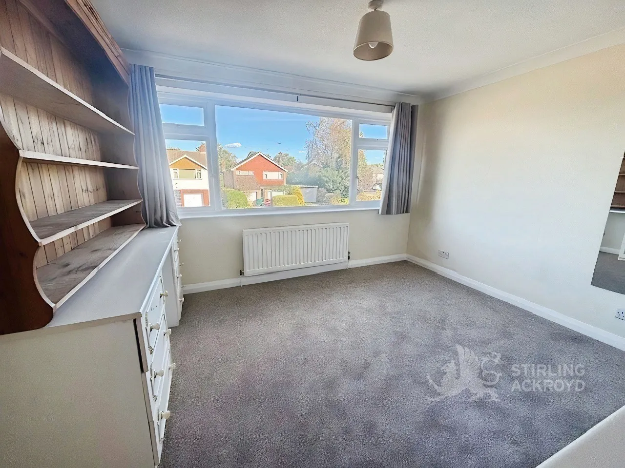 Elizabeth Gardens, Sunbury-on-Thames, TW16, photo 12