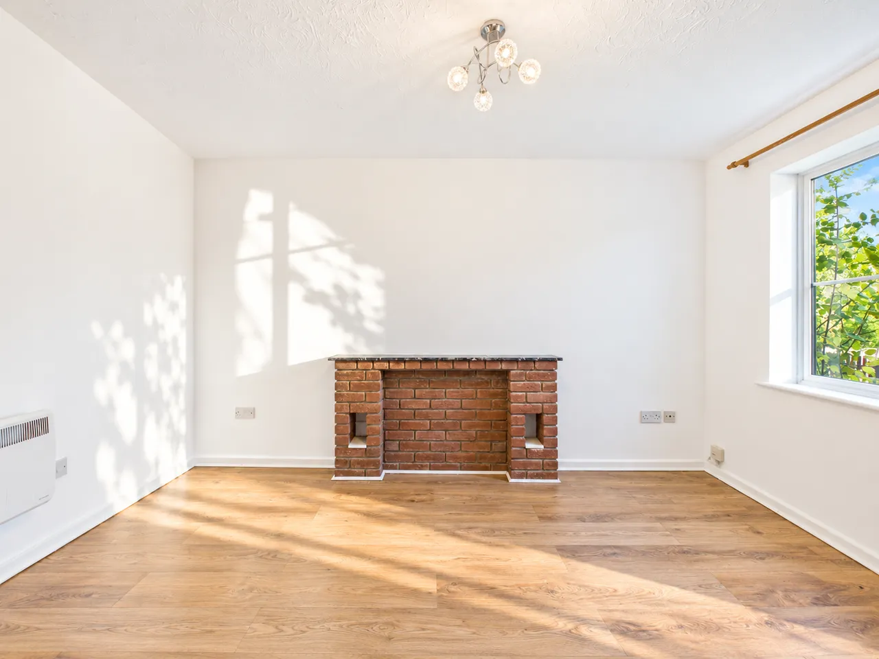 Nine Acres Green, Lyppard Bourne, WR4, photo 3