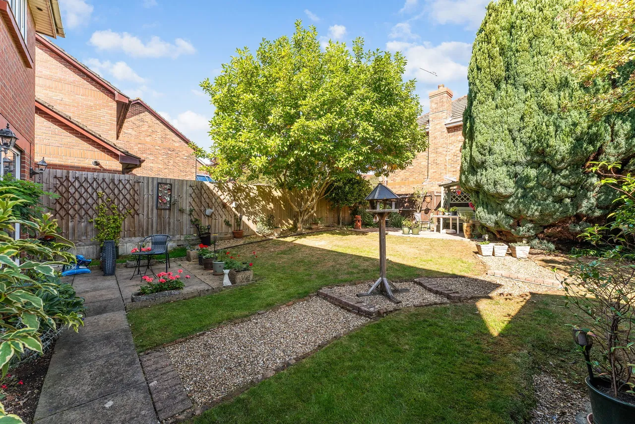 Myrrfield Road, Bishopdown, SP1, photo 17