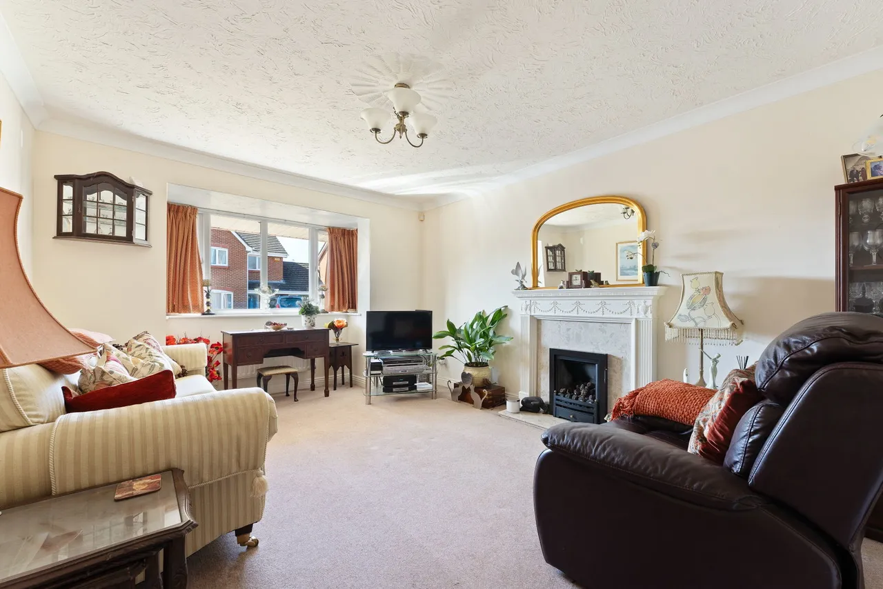 Myrrfield Road, Bishopdown, SP1, photo 2