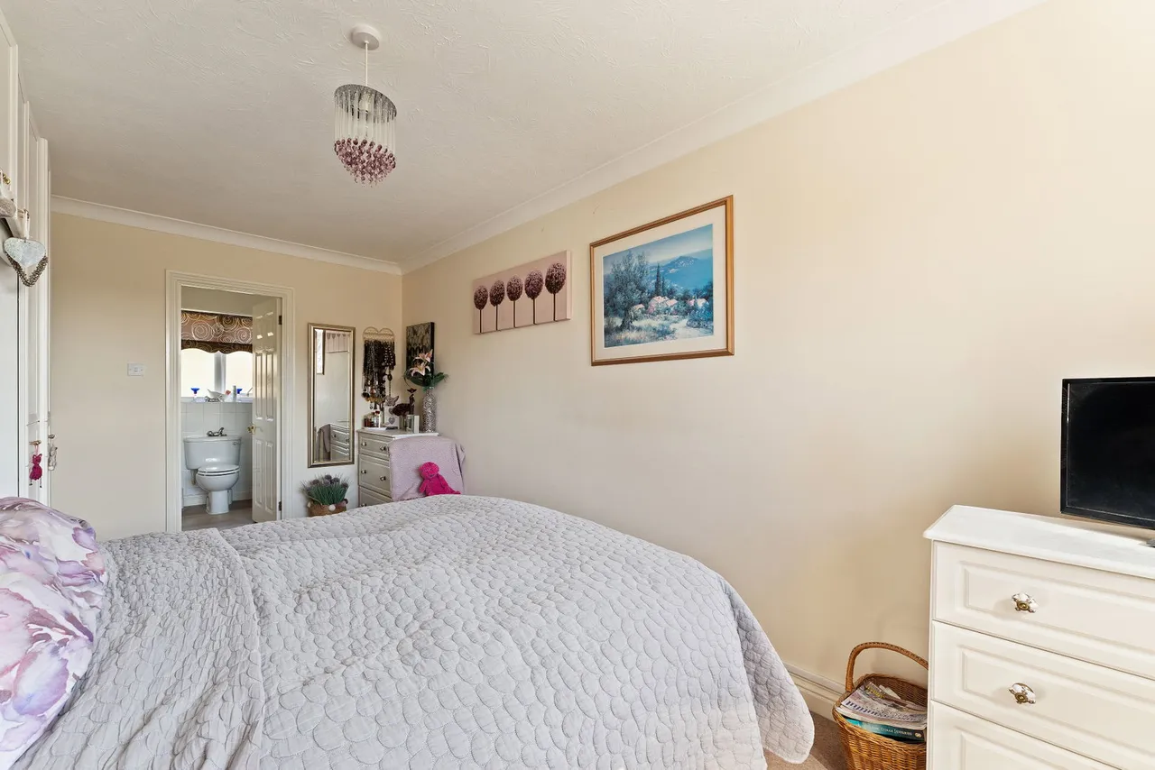 Myrrfield Road, Bishopdown, SP1, photo 9