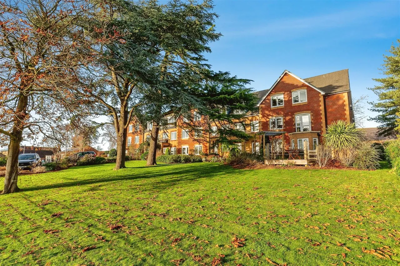 Christchurch Close, Nailsea, BS48, photo 6